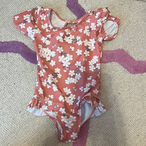 Girls sz 3T bathing suit bundle! Excellent condition! - Picture 9 of 10